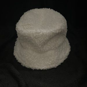 White fluffy bucket hat